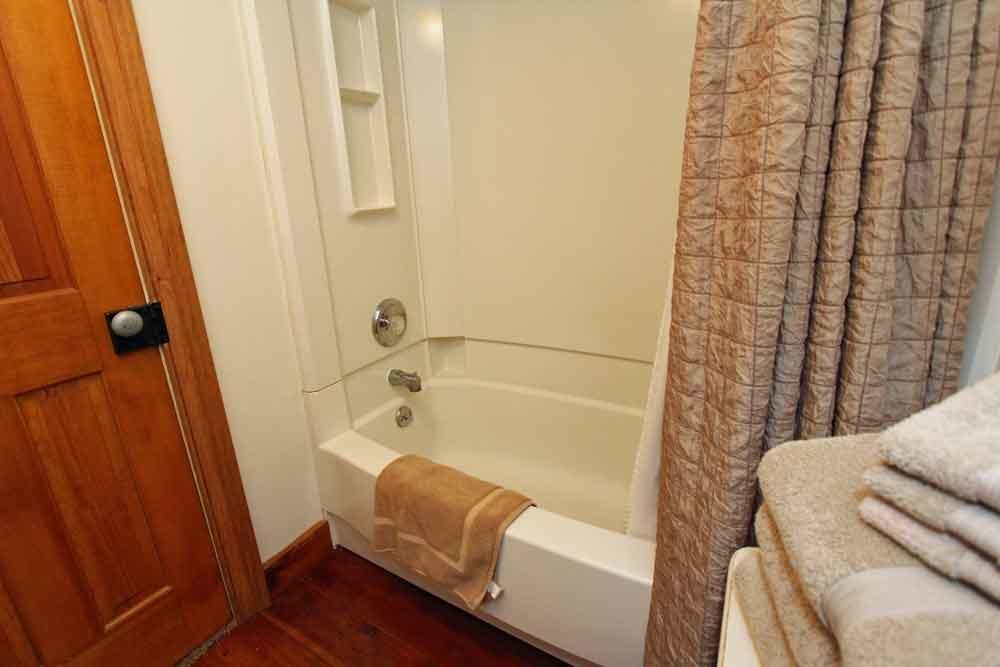 Mount Joy Rocky Acre Farm Bed & Breakfast מראה חיצוני תמונה